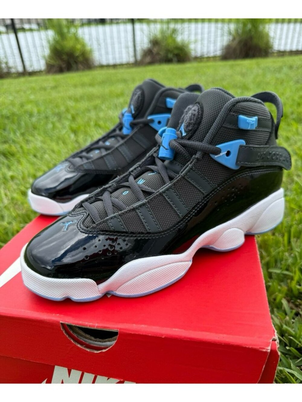 5.5Y | 7 WOMEN’S NIKE 6 RINGS DV1345-108 BLACK / BLUE BASKETBALL SNEAKERS